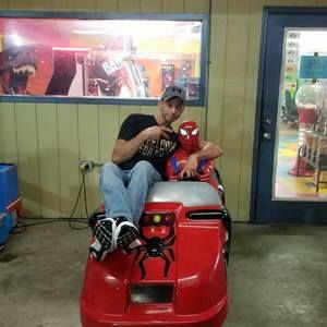 Meet your Posher, Brandon